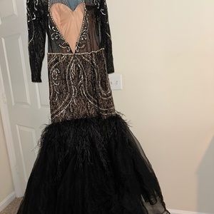 Evening gown/ prom dress